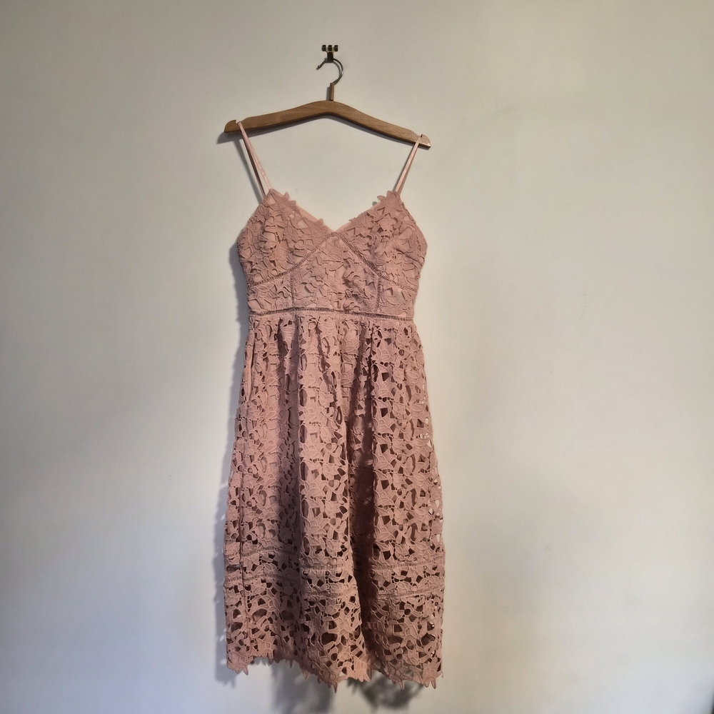Elegant Pink Lace Dress